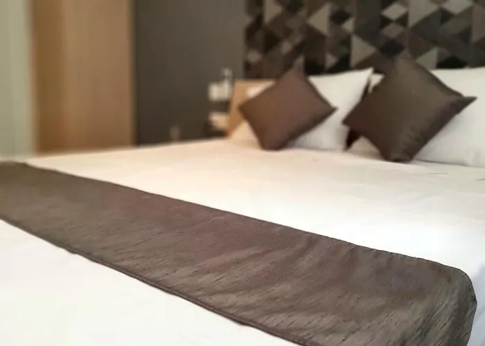 Blue Crystal - Few Steps From The Sea St. Paul's Bay