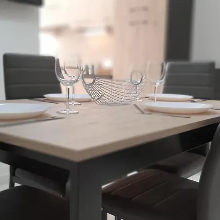 Blue Crystal - Few Steps From The Sea Apartment